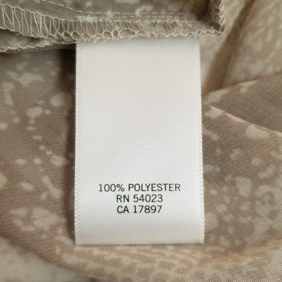 NWOT Petite Banana Republic Factory Sheer Snakeskin Ruffle Front Blouse XS - Picture 10 of 12